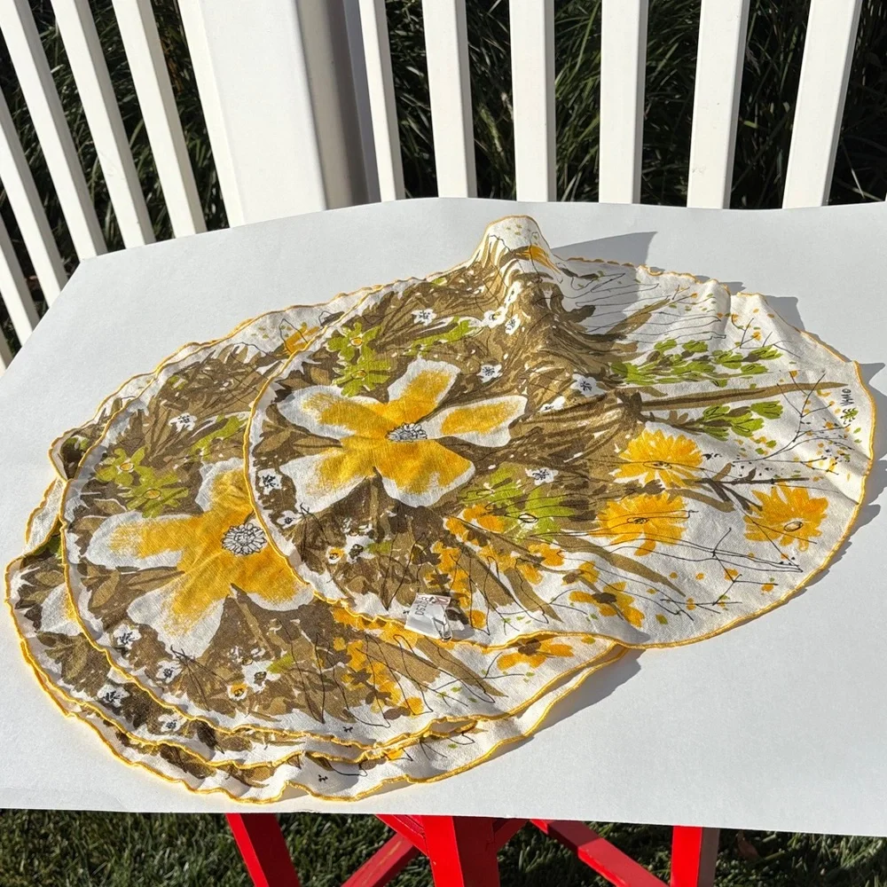 Vera Neumann Linen Place Mats Vintage, You Get 4